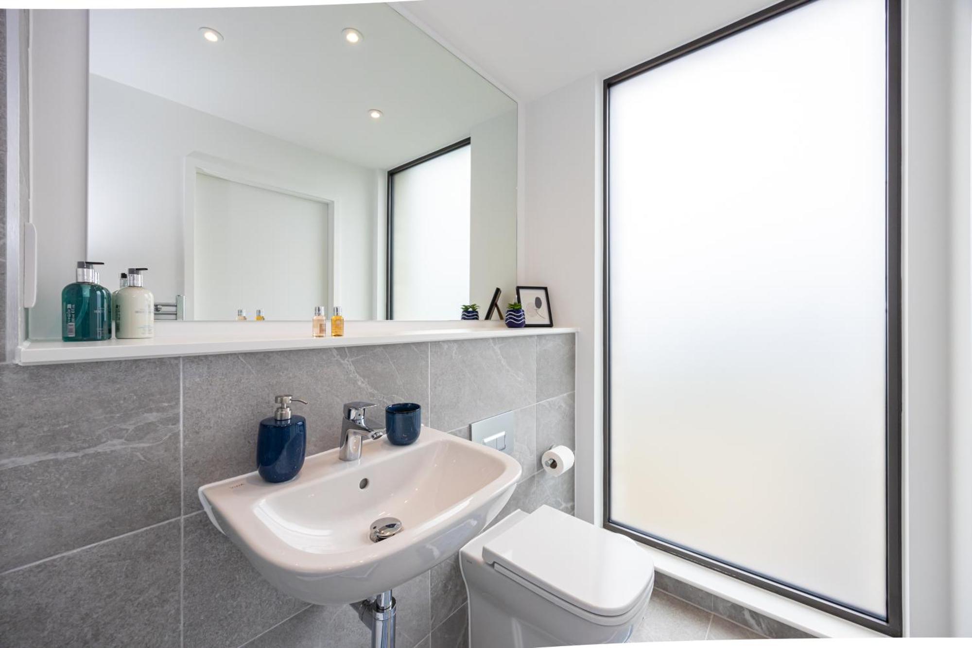 City Center Ultra-Luxe 2Bed Villa Amalfi Manchester Exterior foto